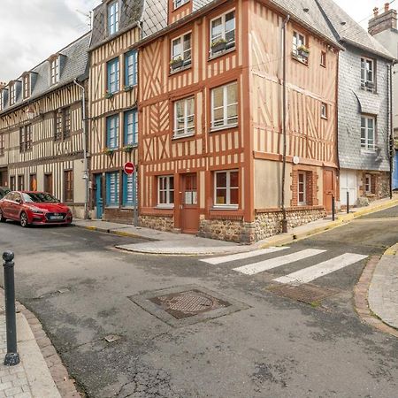 Greeter-Nid douillet à 5 min du Port de Honfleur Appartamento Esterno foto